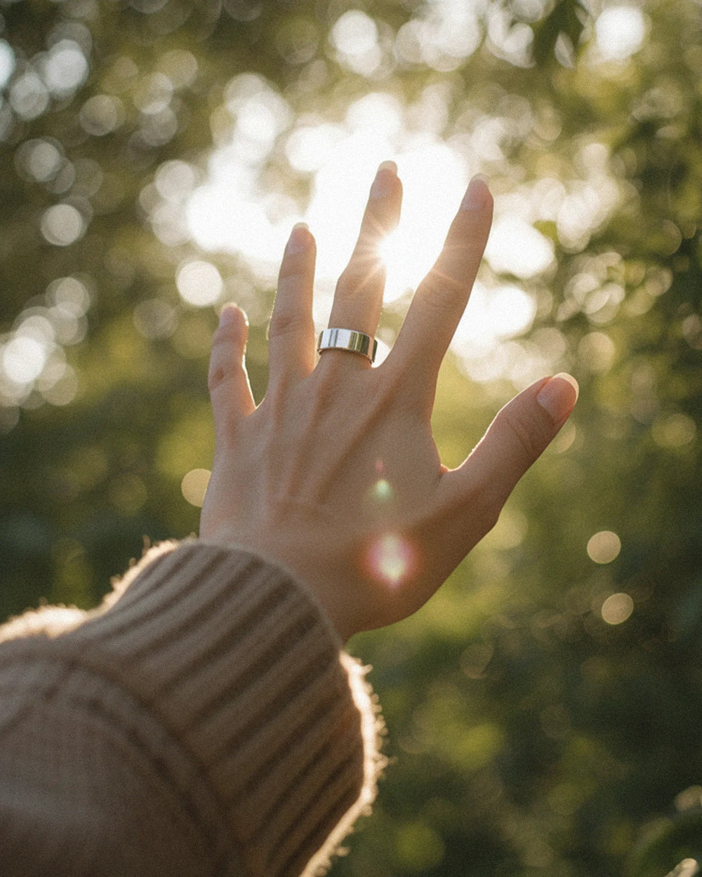 OLUX® Ring 1st Gen – Anillo de bienestar y energía