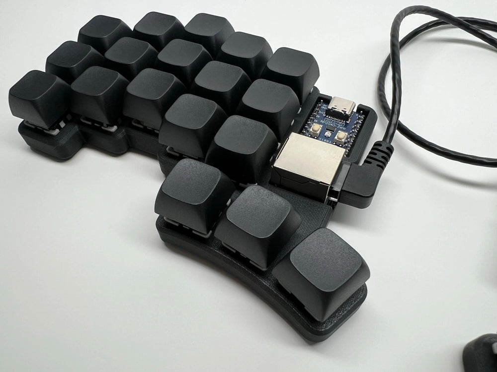 Teclado Dividido Cheapino V2 Mecánico QMK con Cable