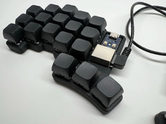 Teclado Dividido Cheapino V2 Mecánico QMK con Cable