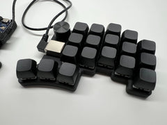 Teclado Dividido Cheapino V2 Mecánico QMK con Cable