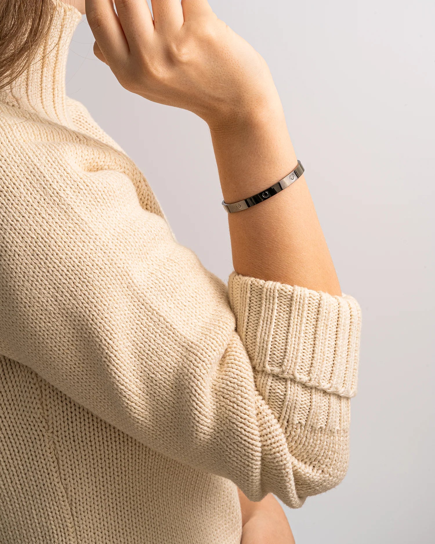 OLUX® Bracelet 1st Gen – Pulsera de bienestar ajustable